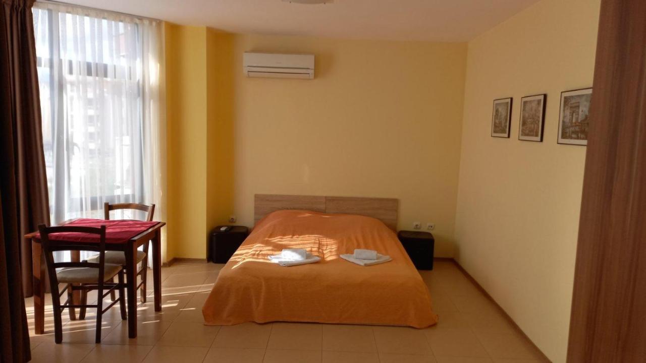 Apartament Fantasy Hisarya Extérieur photo